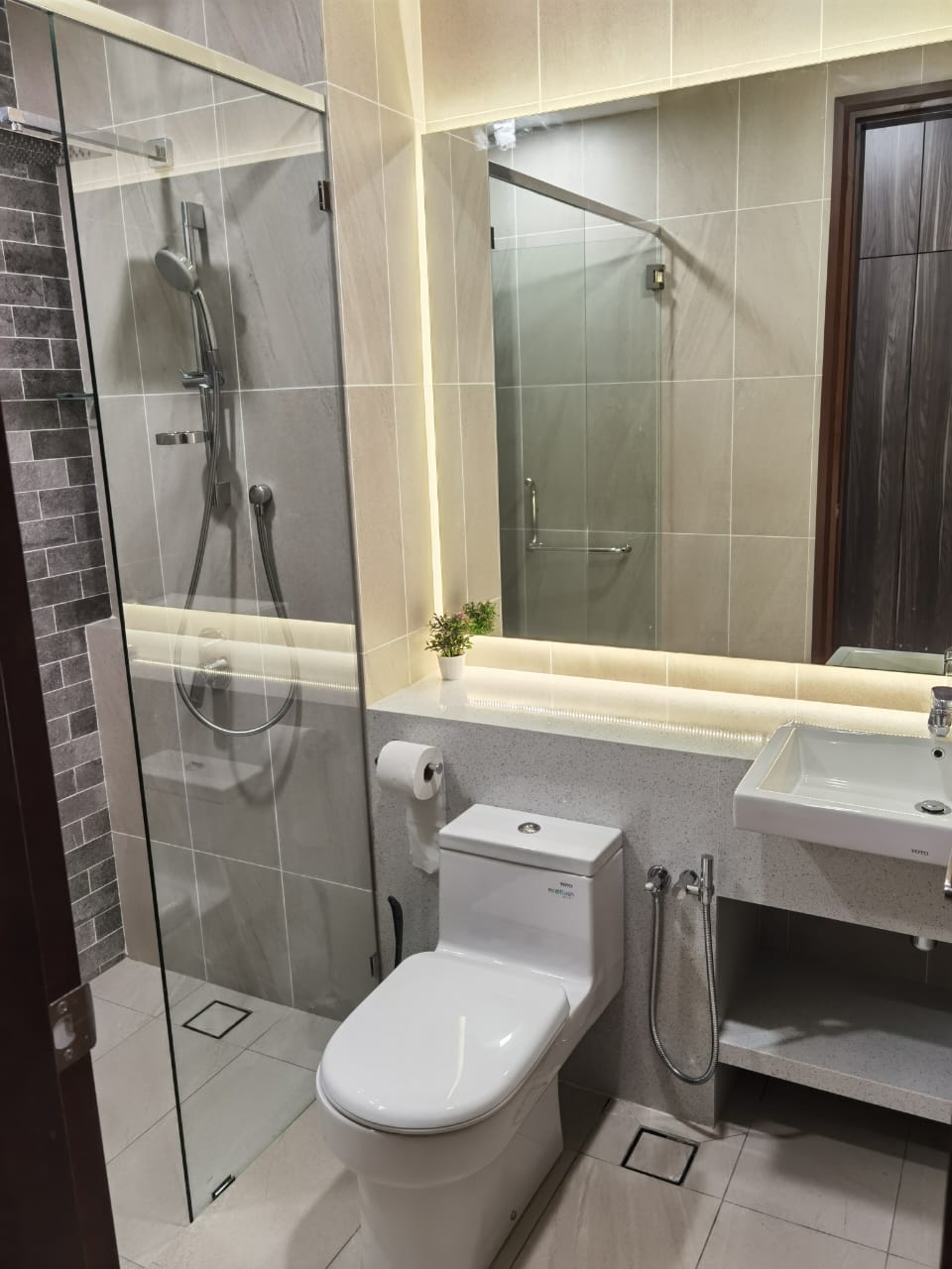 Queens Residences Q2 - photo 4