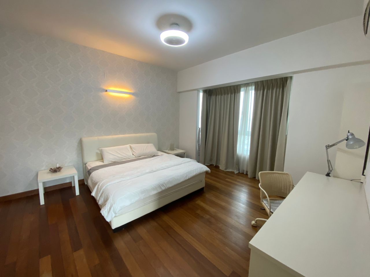 Platino Condominium - photo 4