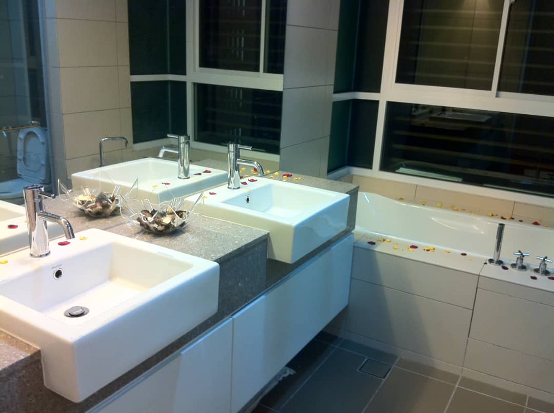 Platino Condominium - photo 5