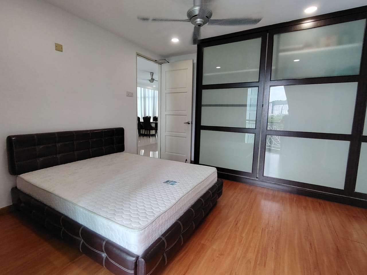 Tanjung Beach Condominium - photo 10
