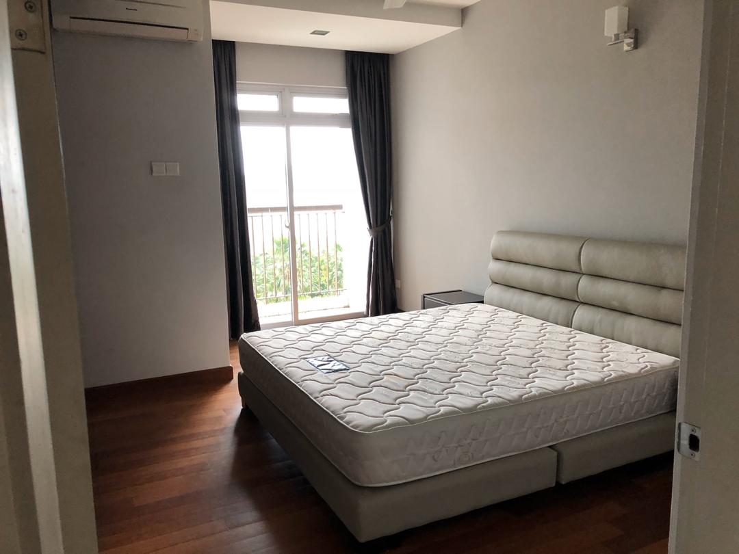 Platino Condominium - photo 3
