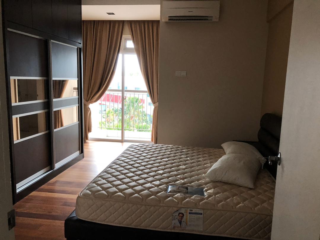 Platino Condominium - photo 4