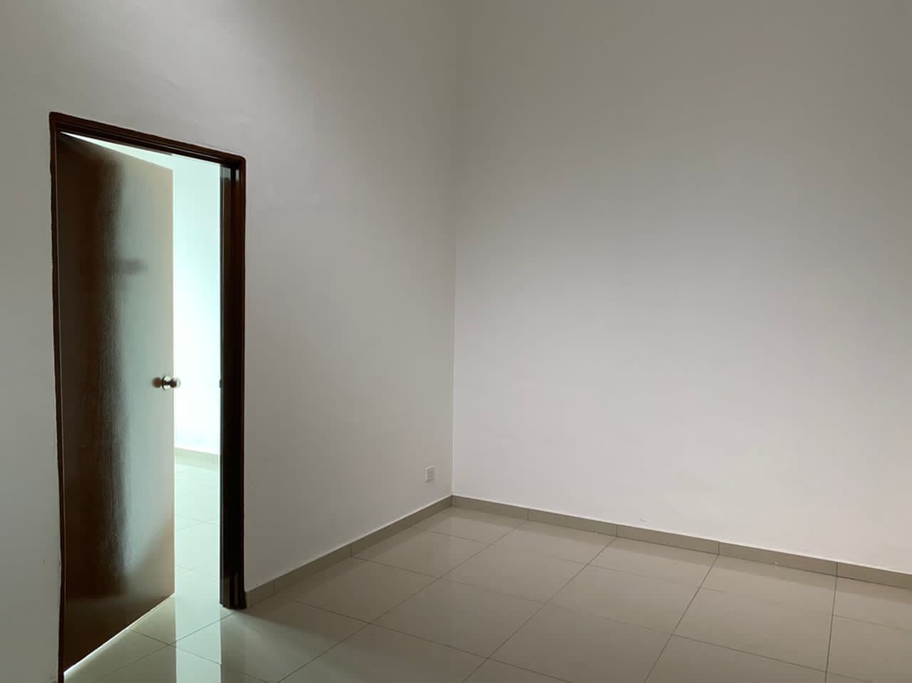 FREEHOLD BUMI LOT Double Storey Seksyen 30 - photo 3