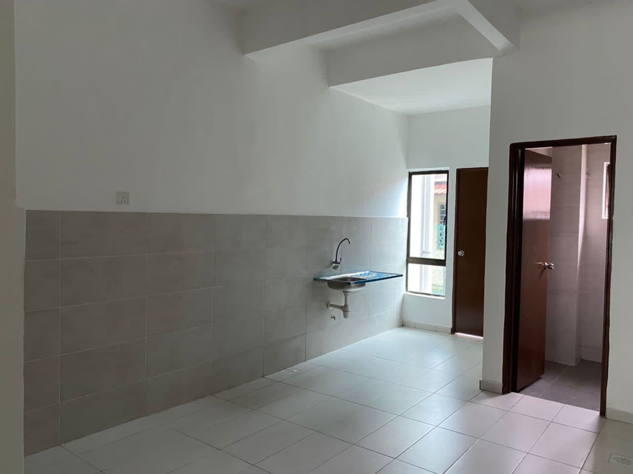 FREEHOLD BUMI LOT Double Storey Seksyen 30 - photo 4
