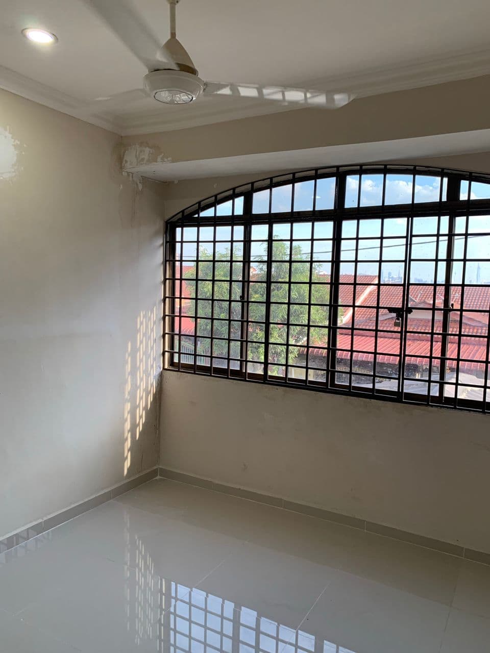 FREEHOLD RENOVATED Double Storey Taman Sri Gombak - photo 4