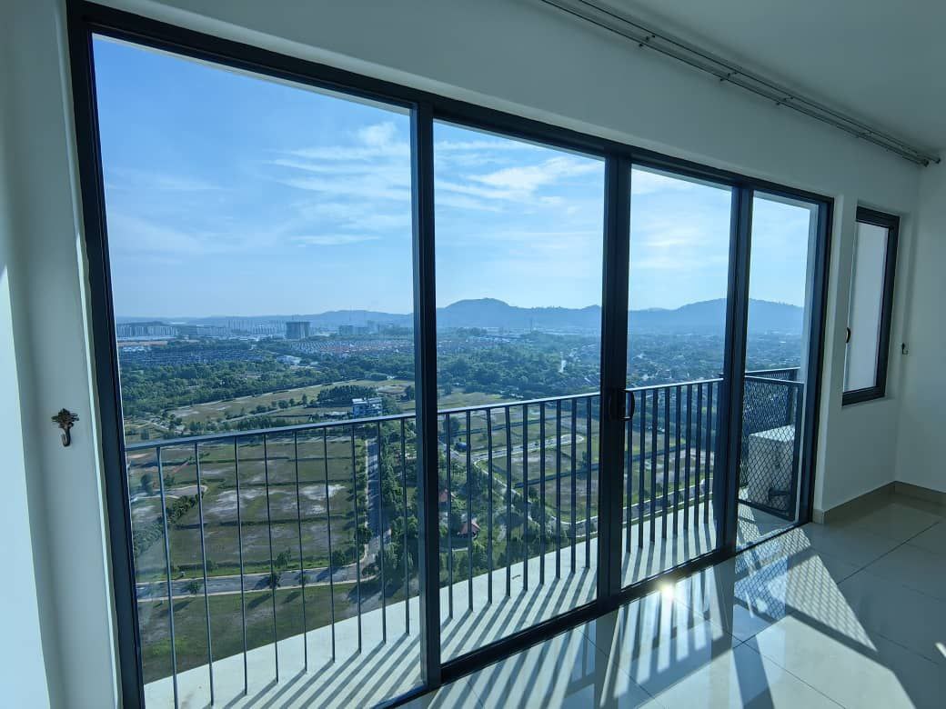 Partially furnished well maintained unit - photo 8