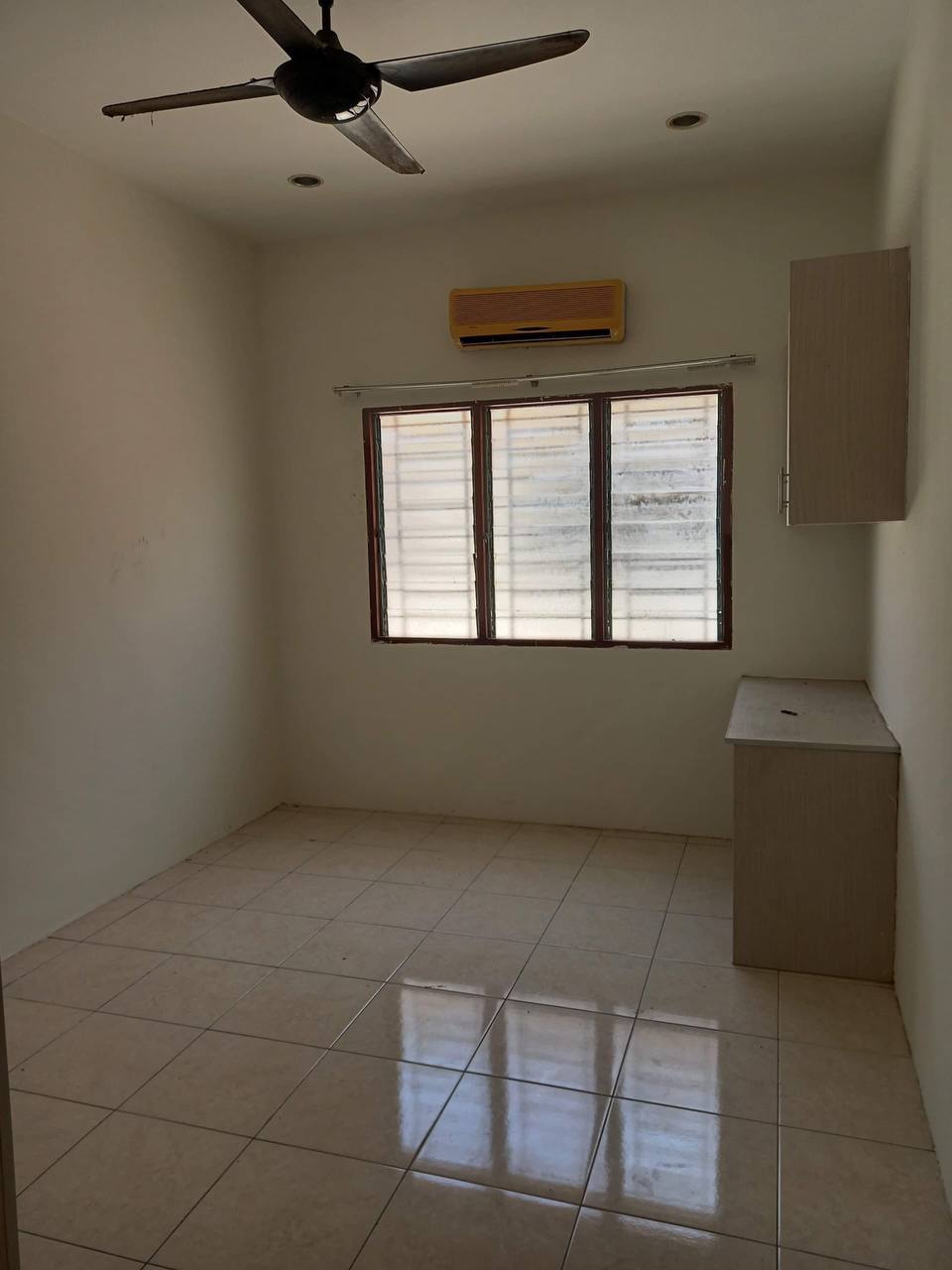 2 Storey Terrace At Puchong For Sale - photo 2