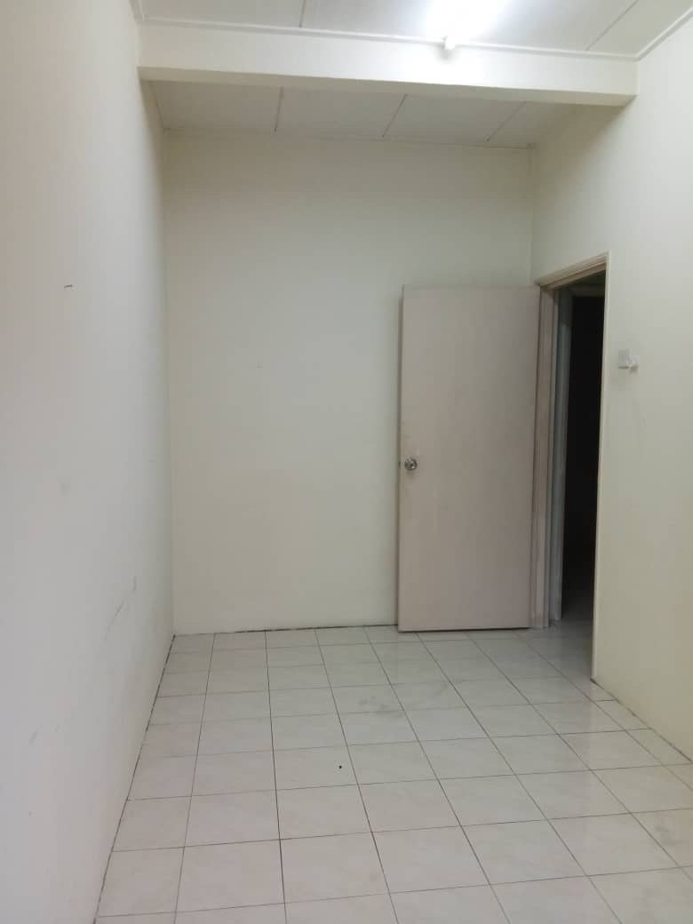 Nice Double Storey Terrace House Bandar Saujana - photo 6