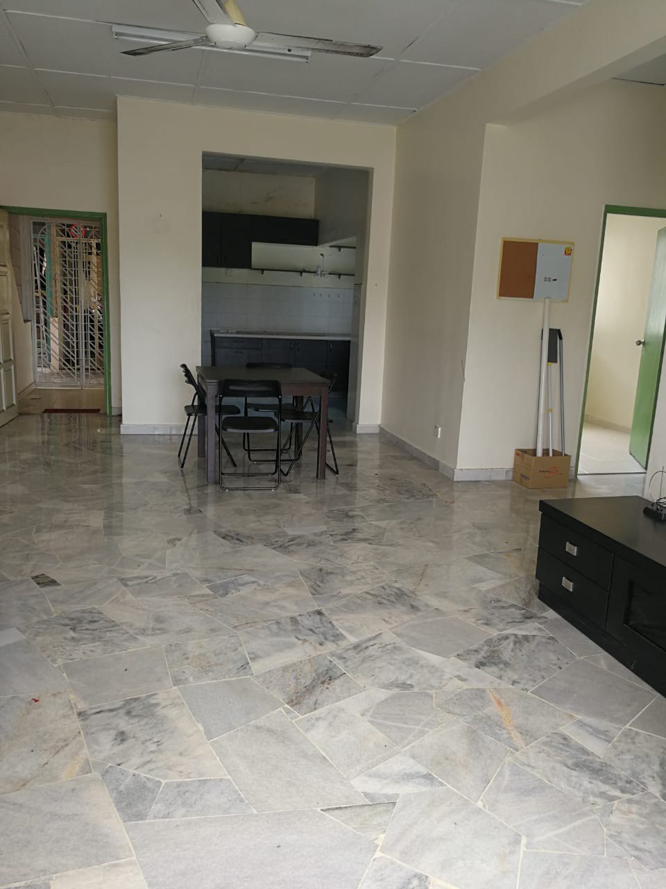FULLY FURNISHED SRI KENANGA APARTMENT - photo 2