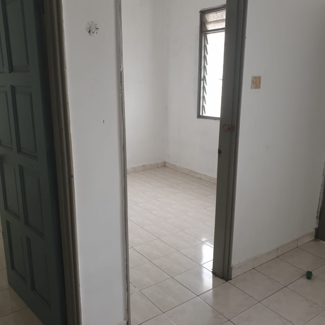 FLAT CEMPAKA PURI NILAI MURAH UNTUK DIJUAL - photo 2