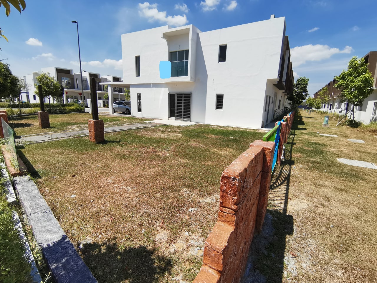 Corner Lot 2 Storey Terrace Casa Green Cybersouth - photo 2