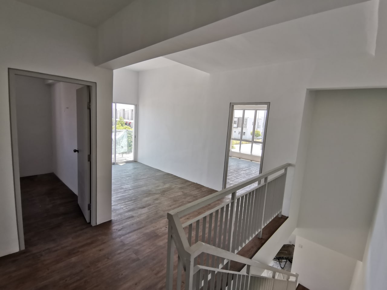 Corner Lot 2 Storey Terrace Casa Green Cybersouth - photo 7