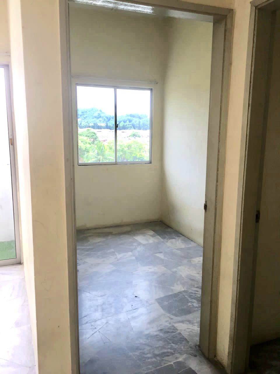 CHEAP UNIT Apartment Sri Anggerik Puchong - photo 4
