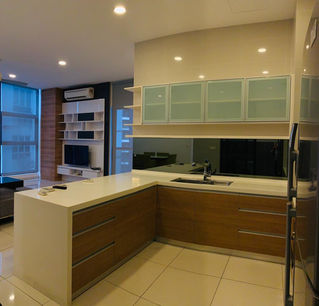 mirage residence 2r2b fully furnished klcc - photo 9