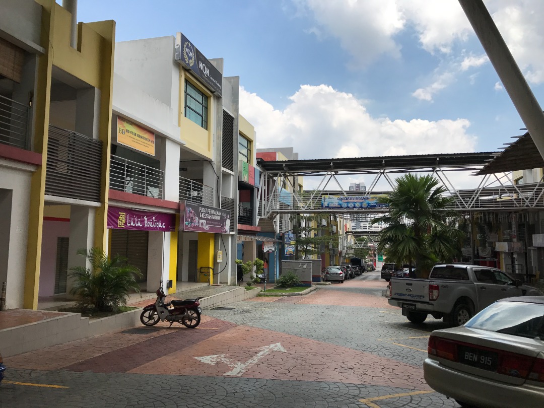 2 sty shop putra walk