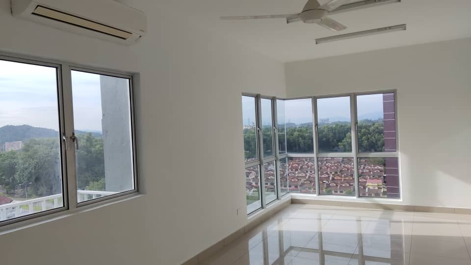 Equine Galleria Servise Apt 2r2b1cp Serdang