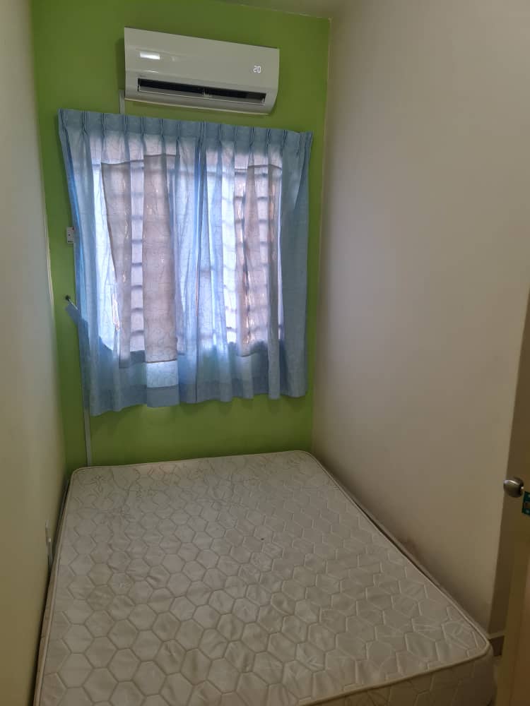 Sungai Long Town House FF 3r2b