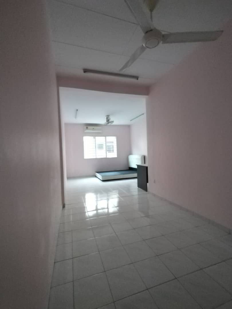Puncak jalil 2sty Renovated and extension Kinrara - photo 9