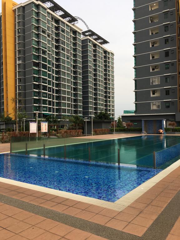 Vista Alam Serviced Apartment