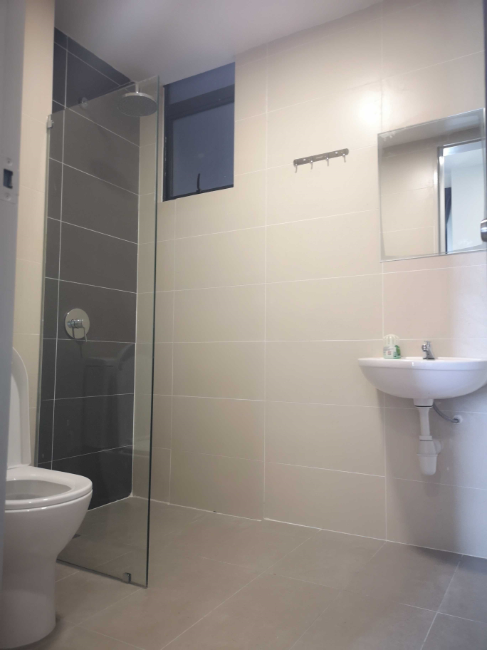 City Of Green Condo 1200sf Freehold Fully Furnishe - photo 5
