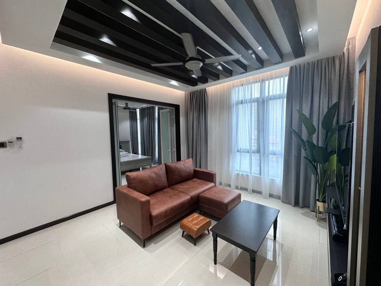 Tropicana Avenue 2room unit by Shawn - photo 3