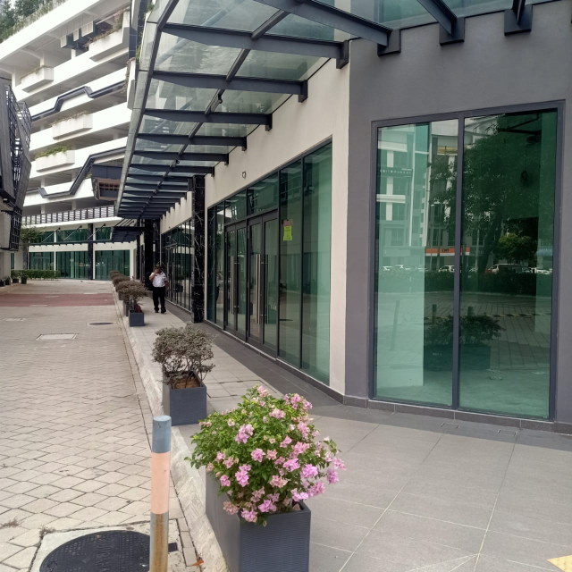 Greenfield Sunway shop lot for rent - photo 3
