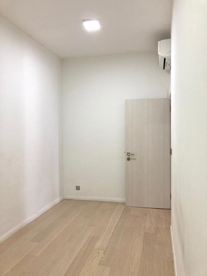 M City 869sf Fully Penthouse SELL 1mil - photo 4