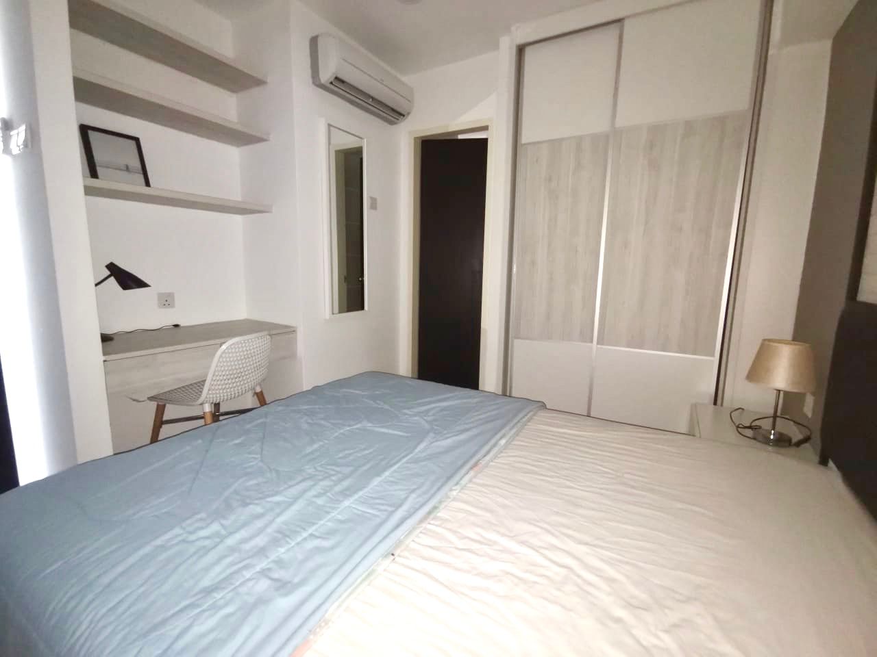 D Latour Rent 1900 - photo 3