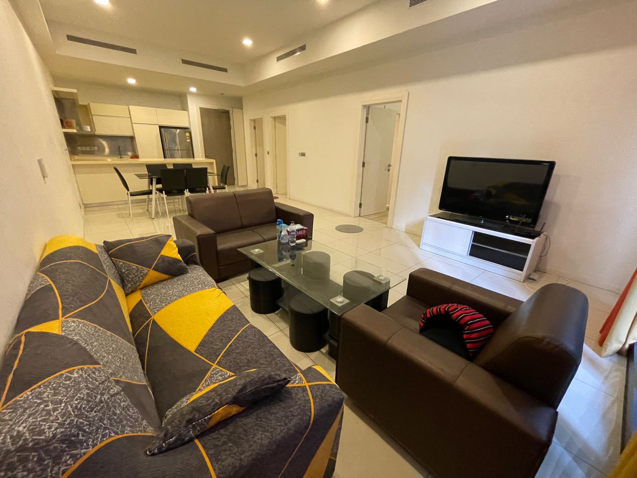 M City 2 bed Fully 2200 - photo 1