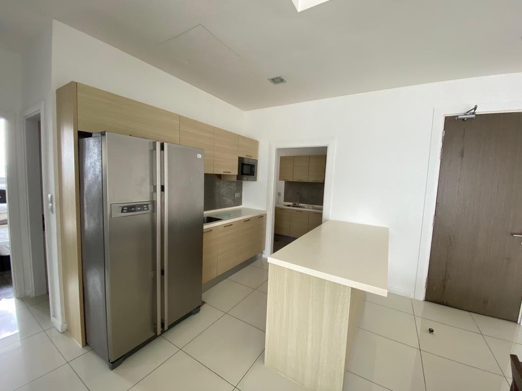 M Suites 2 room 1121sf 2200 - photo 3