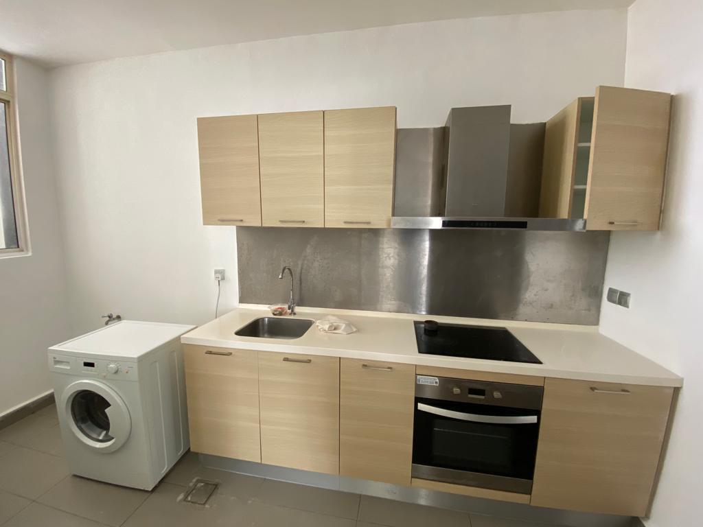 M Suites 2 room 1121sf 2200 - photo 4
