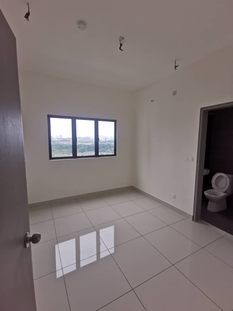 Traders Garden Sell 2R 604sf - photo 10
