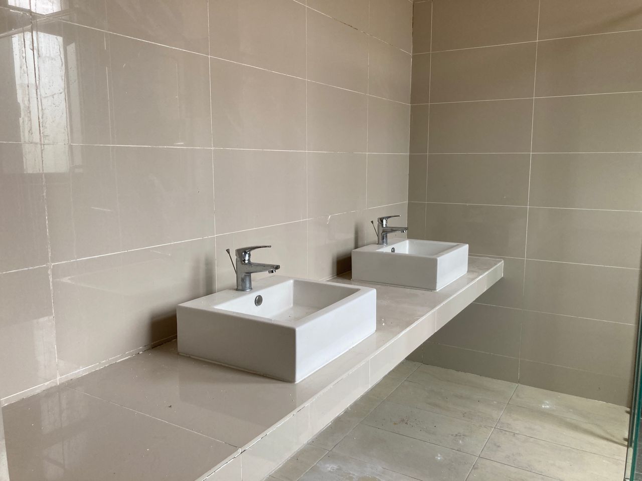 Diamond City 7 room 5 Bath Partly - photo 12