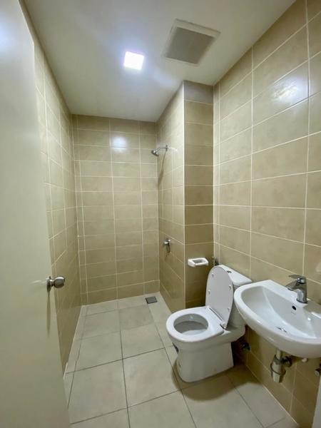 I Residence I City 1087sf 3 bed 2 bath PF 635k - photo 5