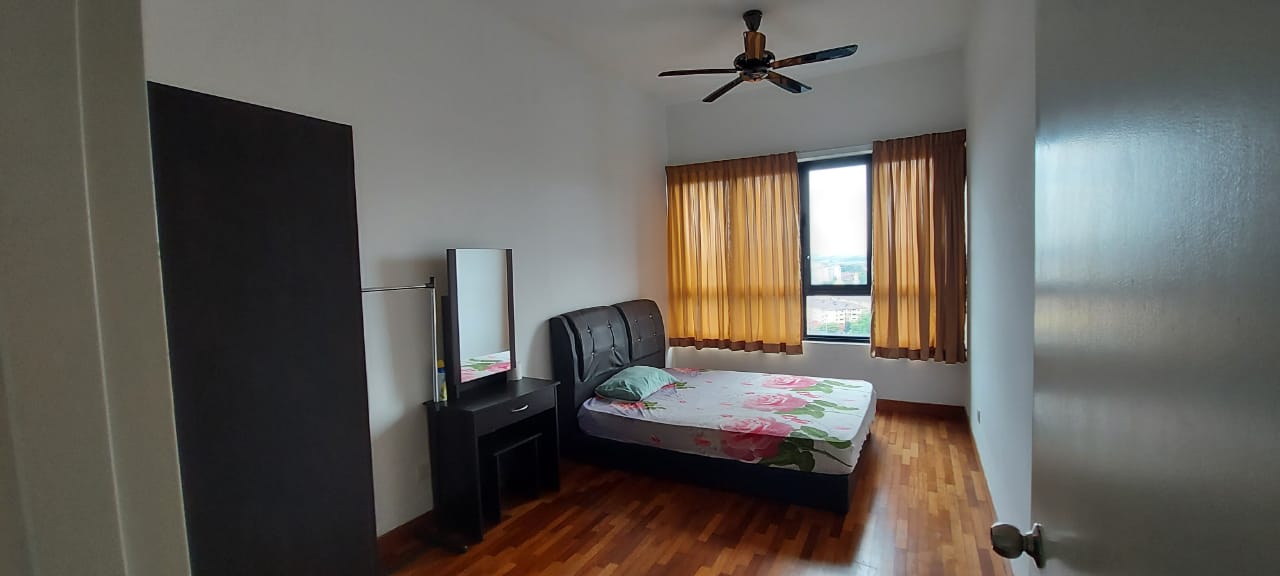 I Residence I City 1141sf 3 bed 2 bath FF 650k - photo 5