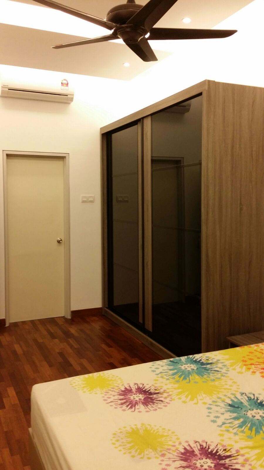 I Residence I City 752sf 2 bed 1 bath FF 480k - photo 9