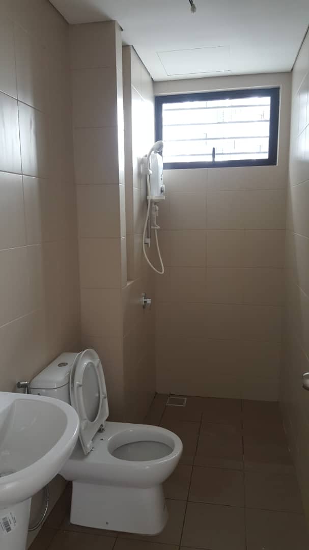 iSOHO iCITY 799sf 2 bed 2 bath PF - photo 2
