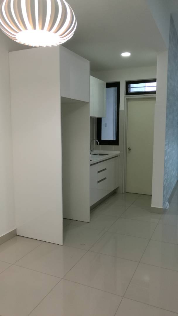 I Residence I City 752sf 2 bed 1 bath FF 465k - photo 3