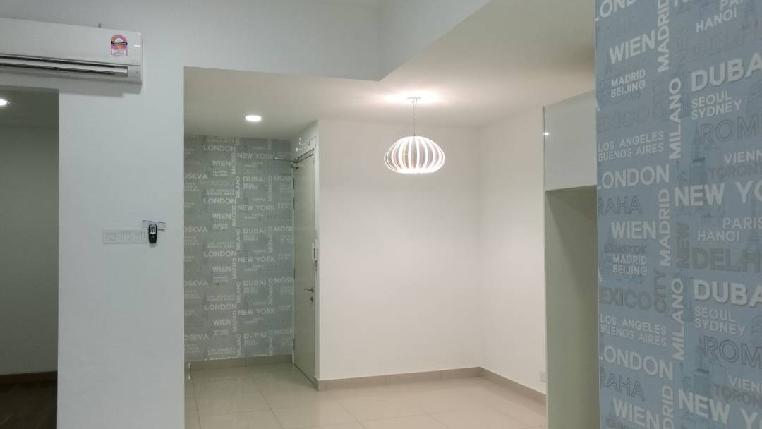 I Residence I City 752sf 2 bed 1 bath FF 465k - photo 4