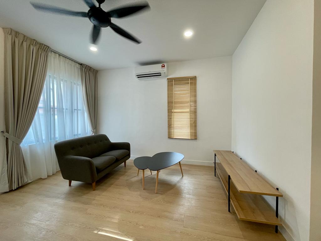 Ritchie 1 room FF 1800 - photo 5