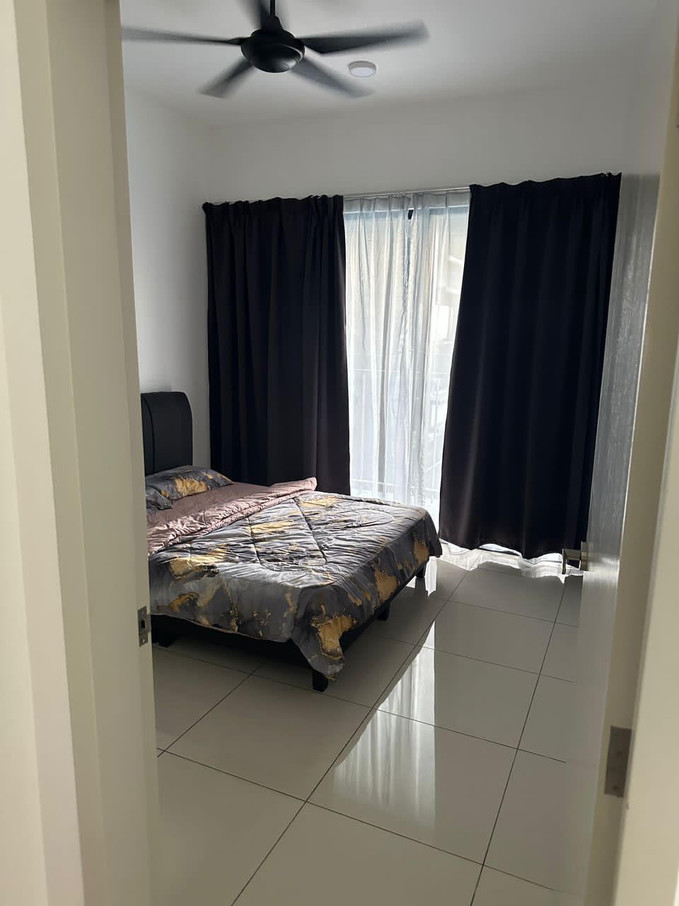 Setia City 2plus1 bed 2 bath 985sf FF 2800 - photo 9