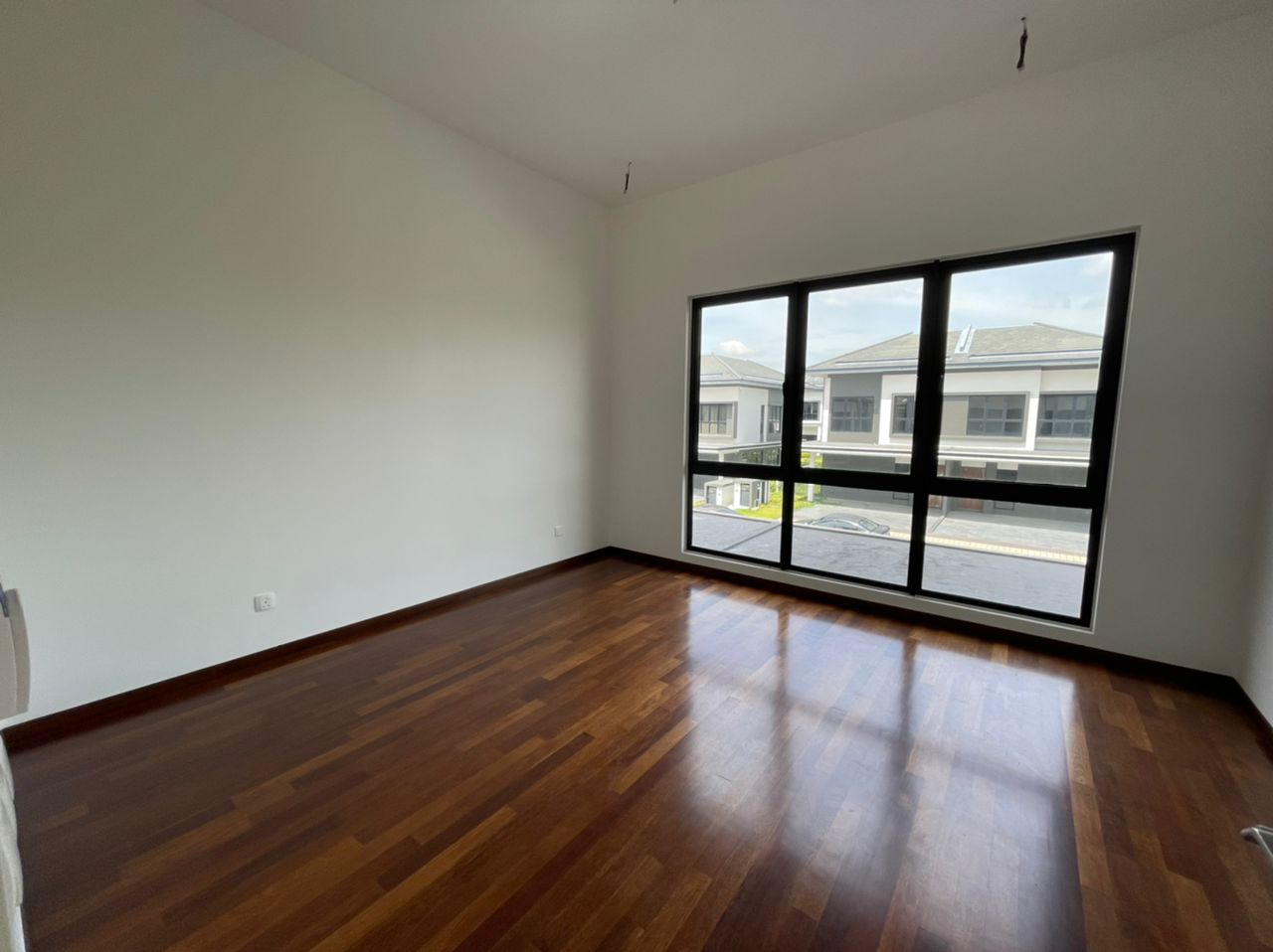 Dremien Eco Ardence Semi D 5 bed 4 bath 2x58 mil - photo 4