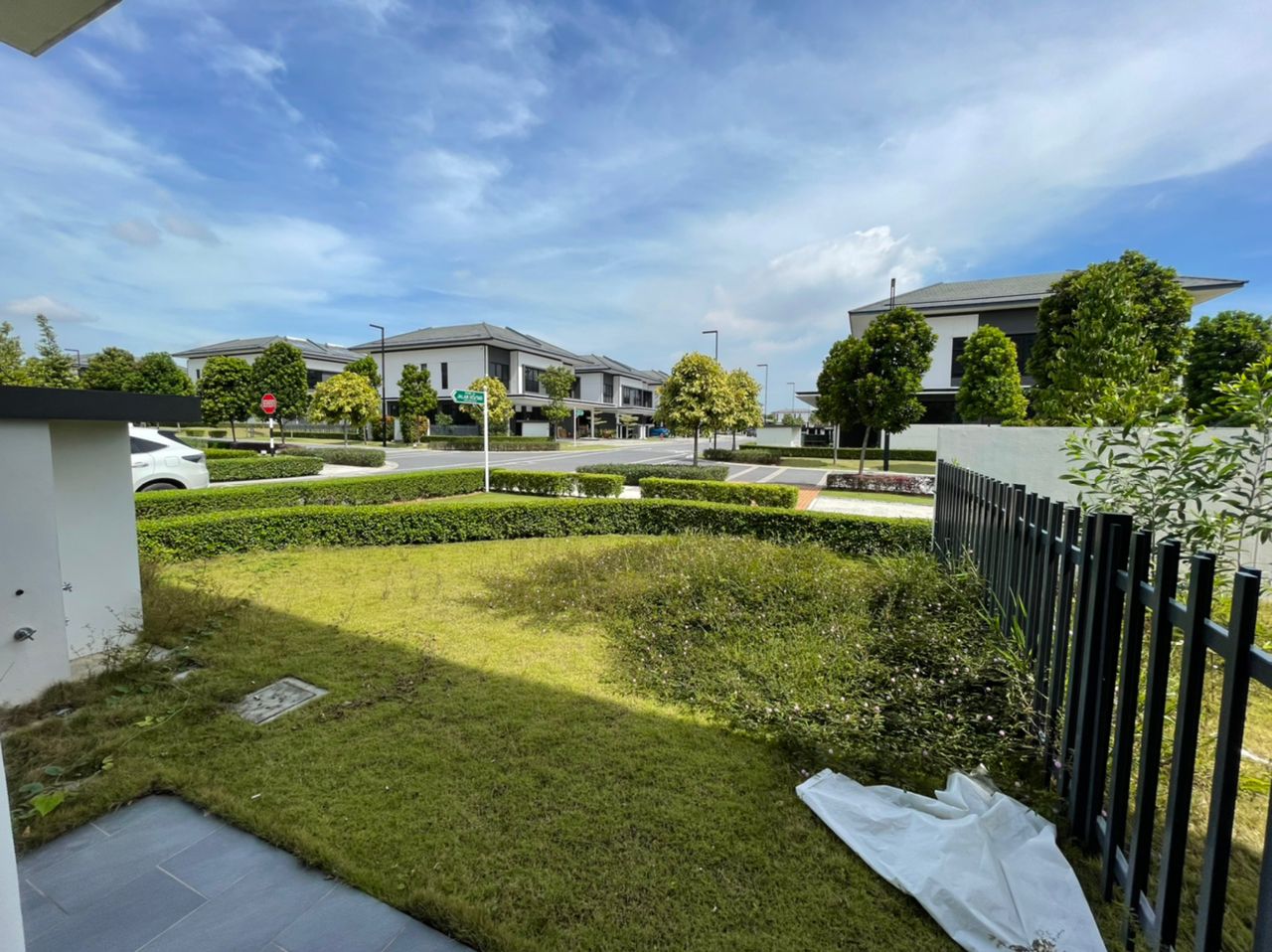 Dremien Eco Ardence Semi D 5 bed 4 bath 2x58 mil - photo 11