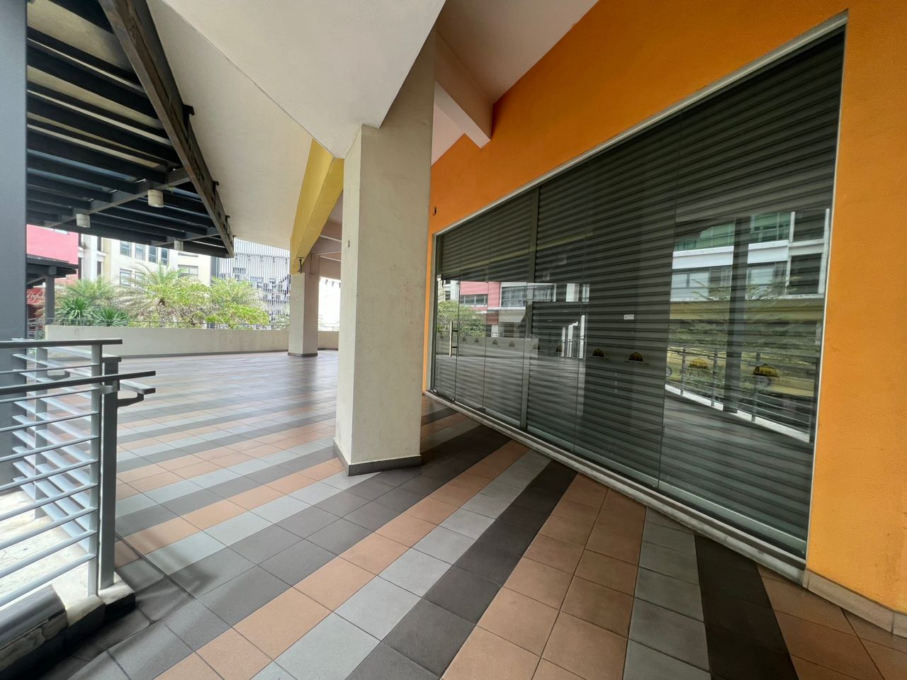 Setiawalk Shop 1st 2nd Floor Rent - photo 3