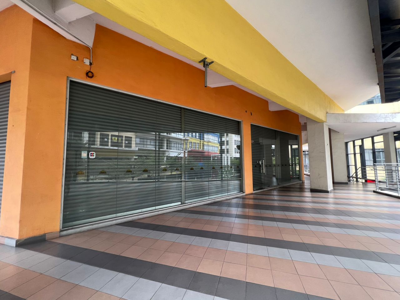 Setiawalk Shop 1st 2nd Floor Rent - photo 4