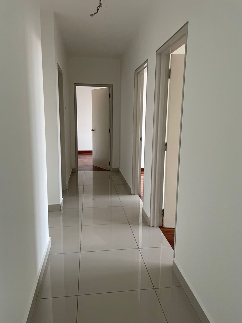 I Residence I City 1350sf 3 bed 3 bath PF 680k - photo 2