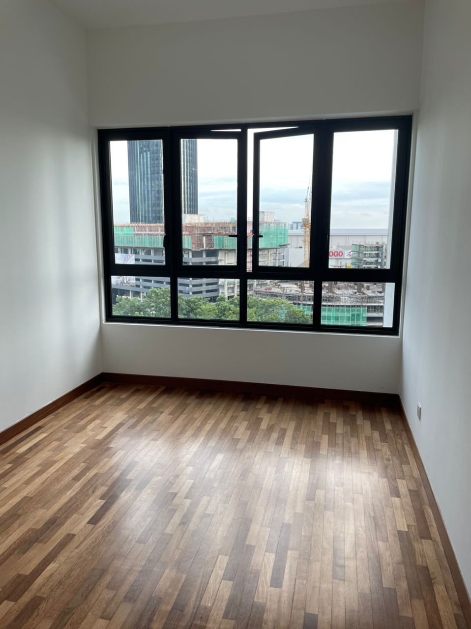 I Residence I City 1350sf 3 bed 3 bath PF 680k - photo 7