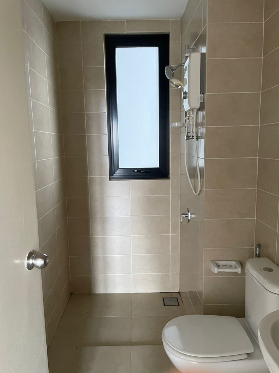 I Residence I City 1350sf 3 bed 3 bath PF 680k - photo 9