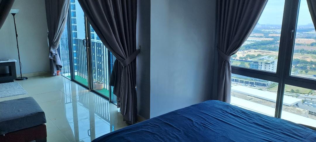 Trefoil Setia Alam Studio 788sf FF 2300 - photo 3