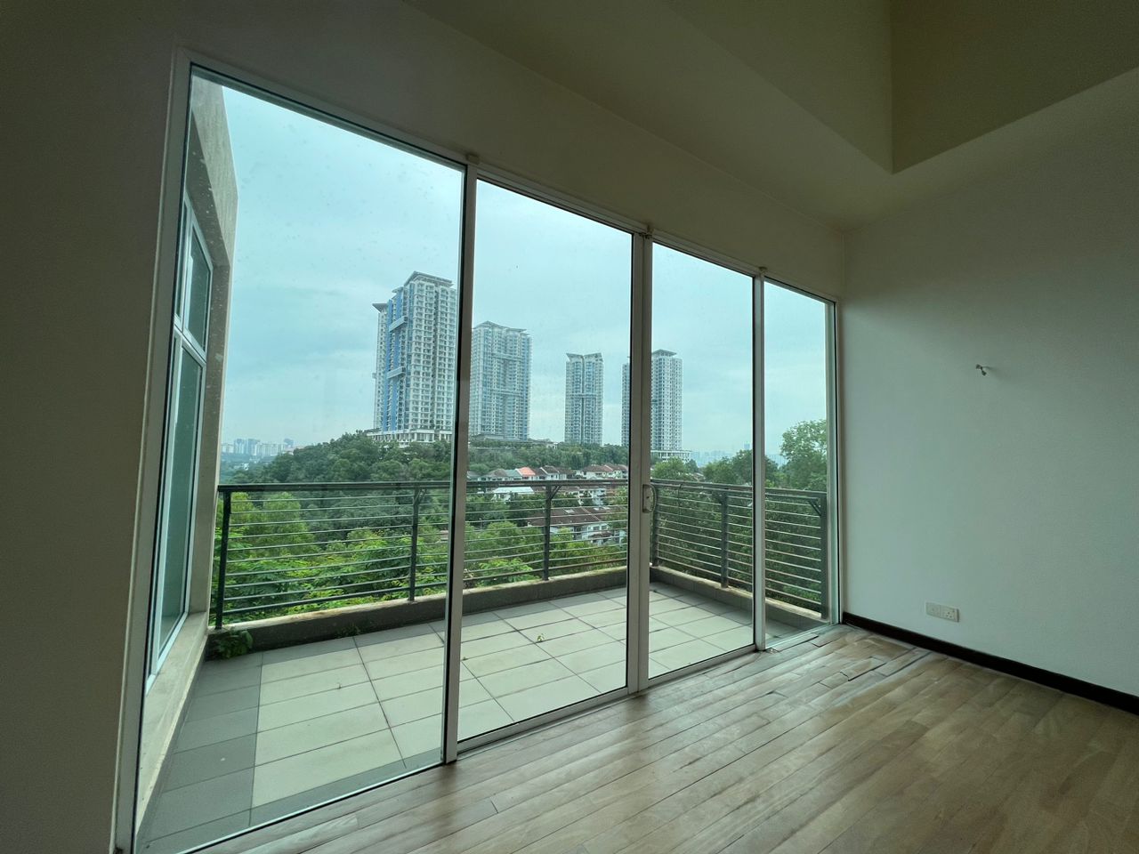Skyville Semi D 2nhalf storey - photo 5